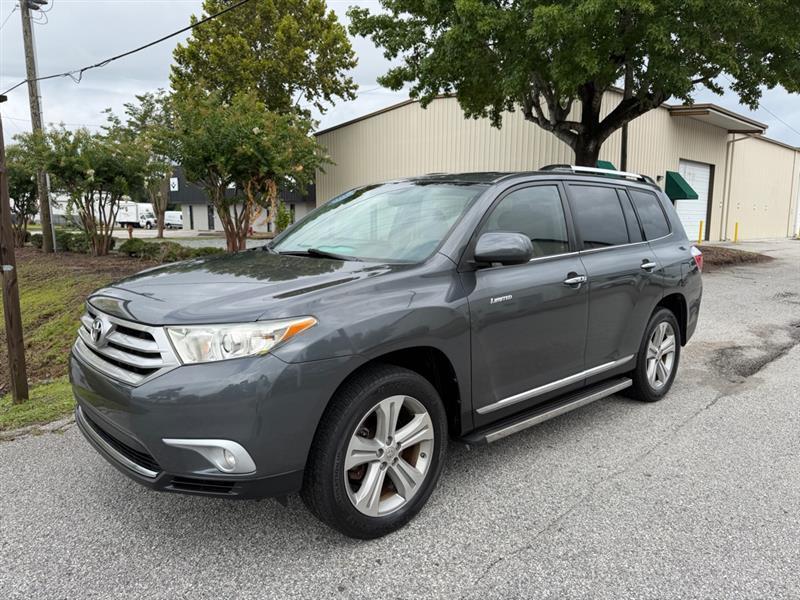 Toyota Highlander Limited 4WD 2013