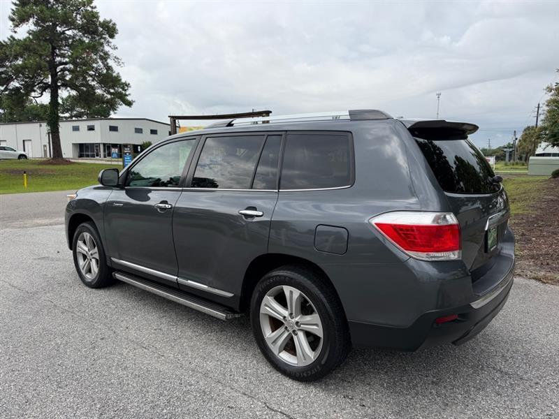 Toyota Highlander Limited 4WD 2013
