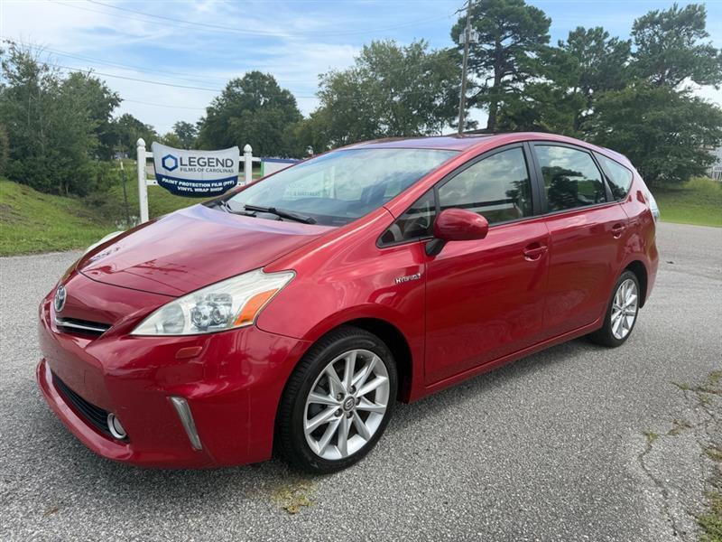 2013 Toyota Prius v Five - Photo 8