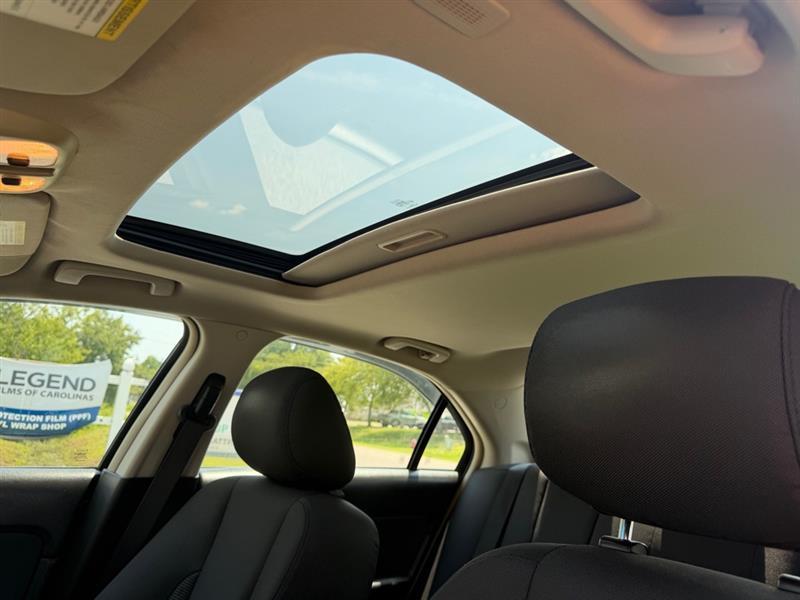 Ford Fusion SE 2012