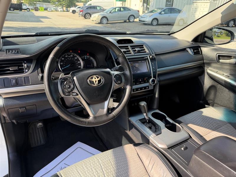 Toyota Camry SE 2012