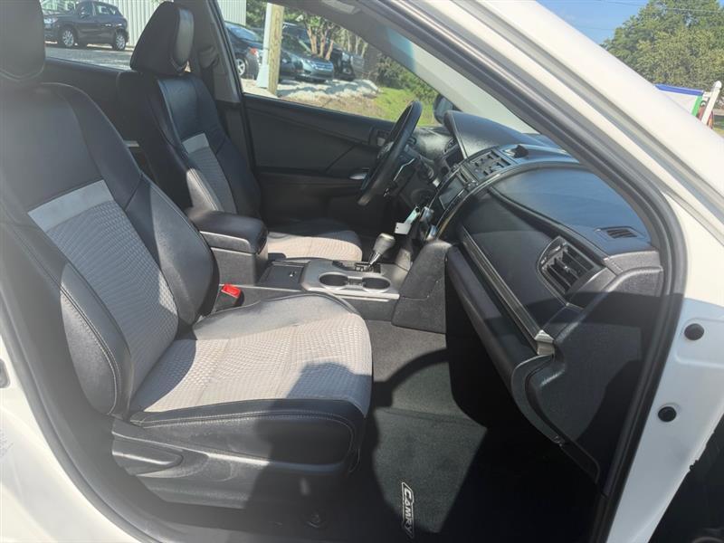 Toyota Camry SE 2012