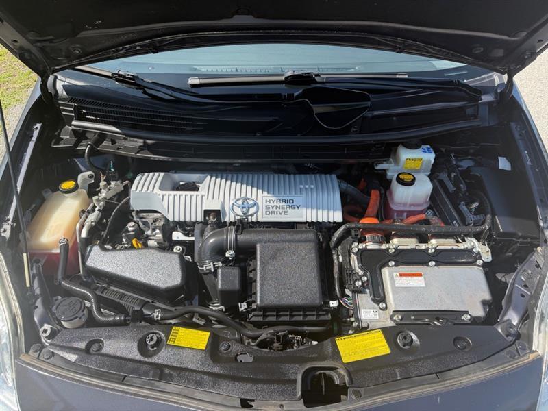 Toyota Prius Prius V 2012