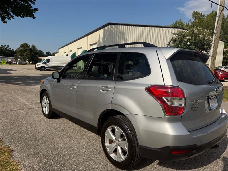 Subaru Forester 2.5i Limited 2015
