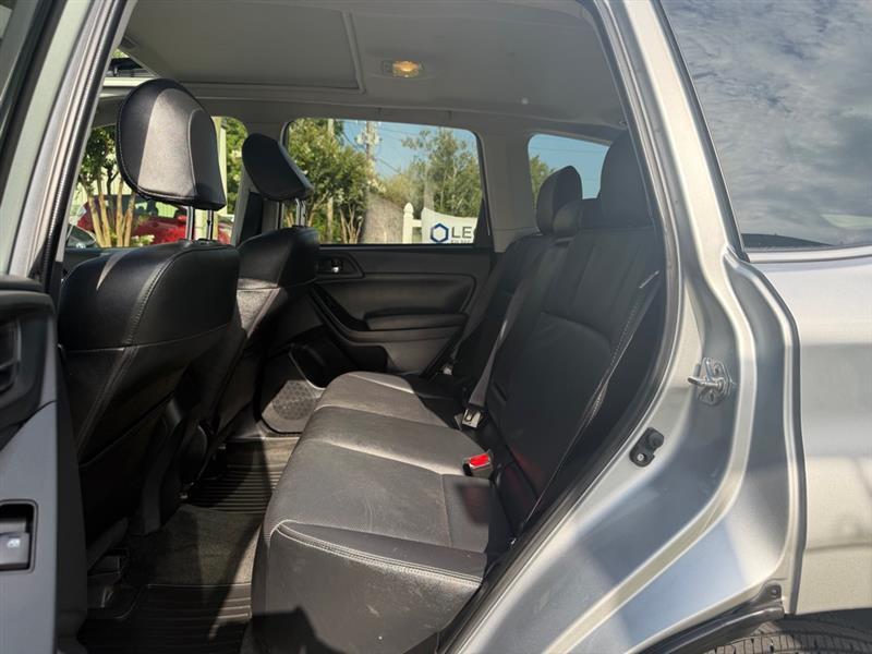 Subaru Forester 2.5i Limited 2015