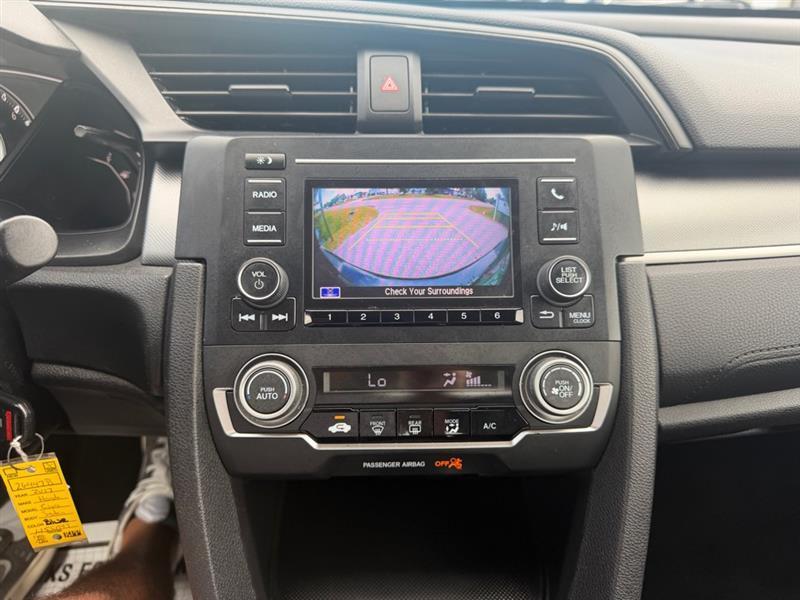 Honda Civic LX Sedan CVT 2017