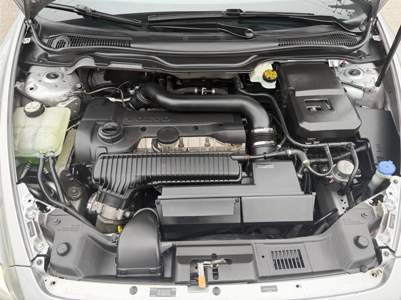Volvo C70 T5 2012