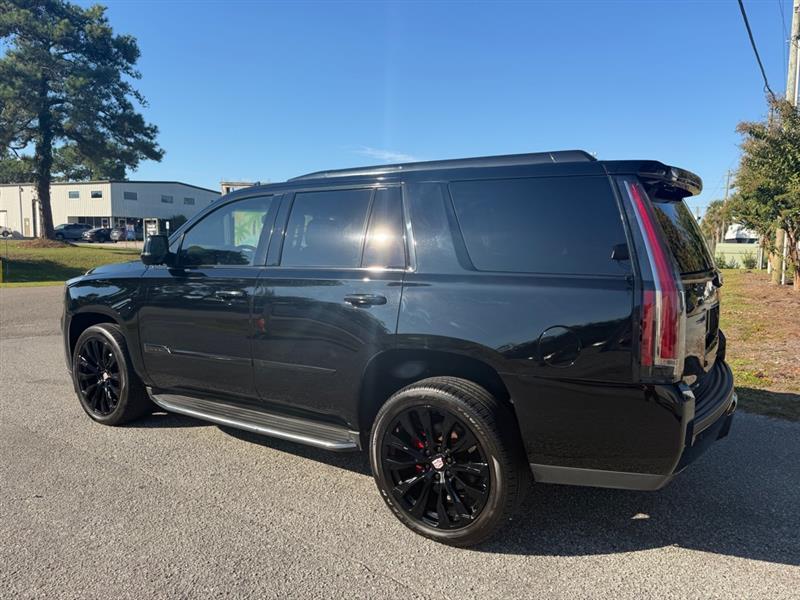 Cadillac Escalade Luxury 4WD 2016