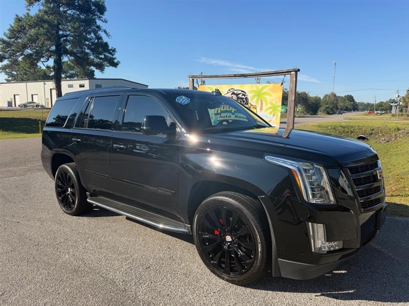 Cadillac Escalade Luxury 4WD 2016