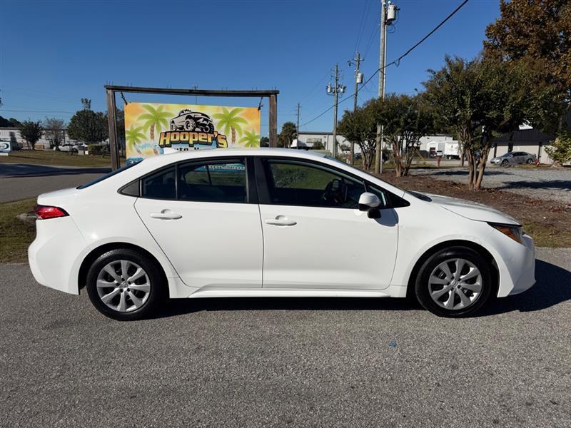 Toyota Corolla LE 2021