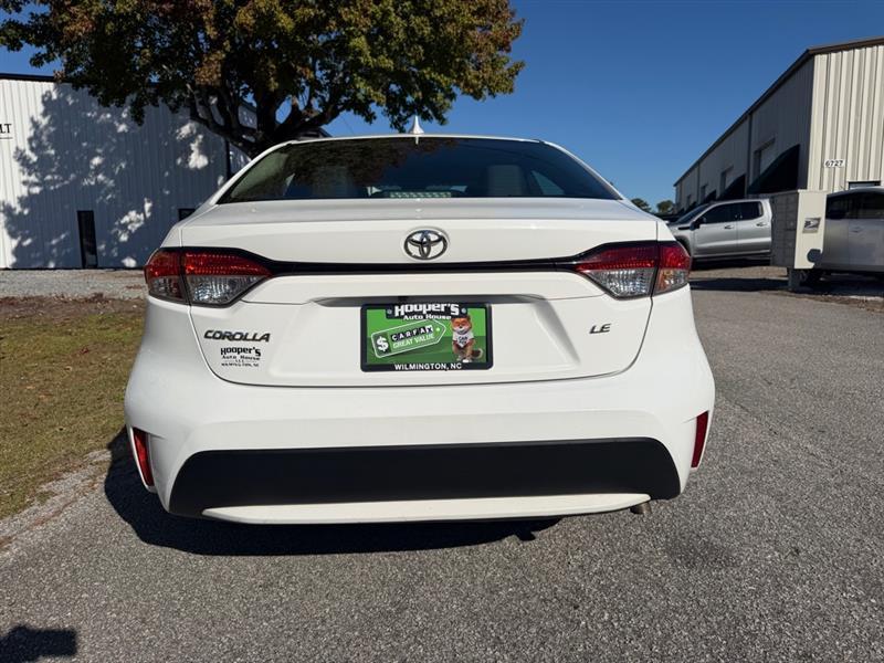 Toyota Corolla LE 2021