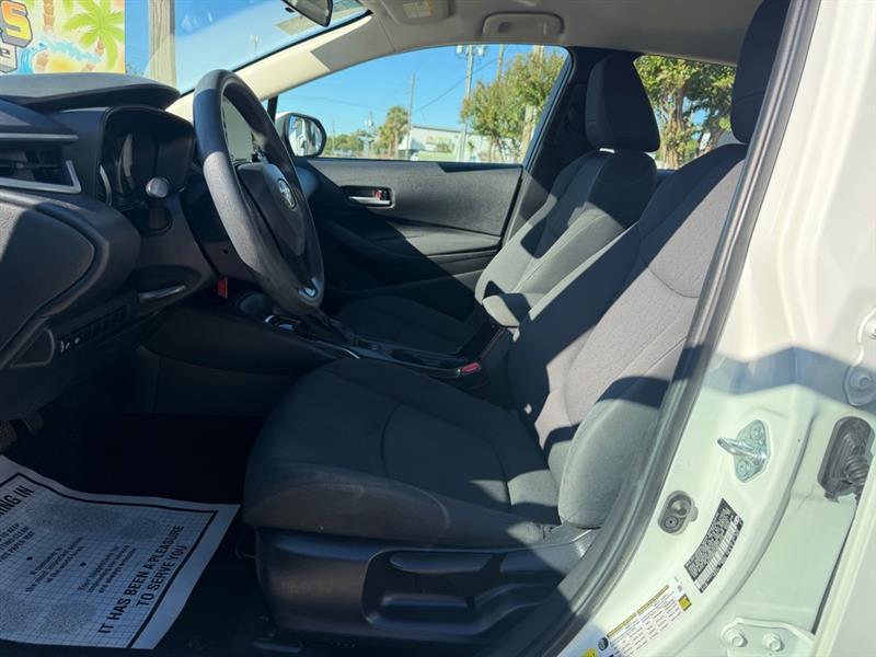 Toyota Corolla LE 2021