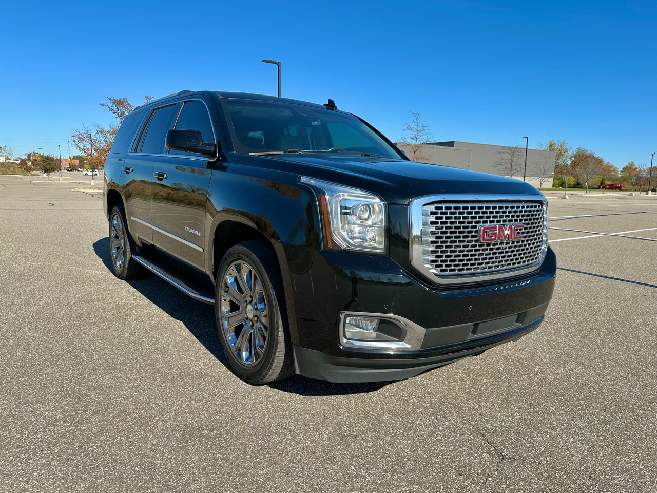 GMC Yukon Denali 4WD 2016