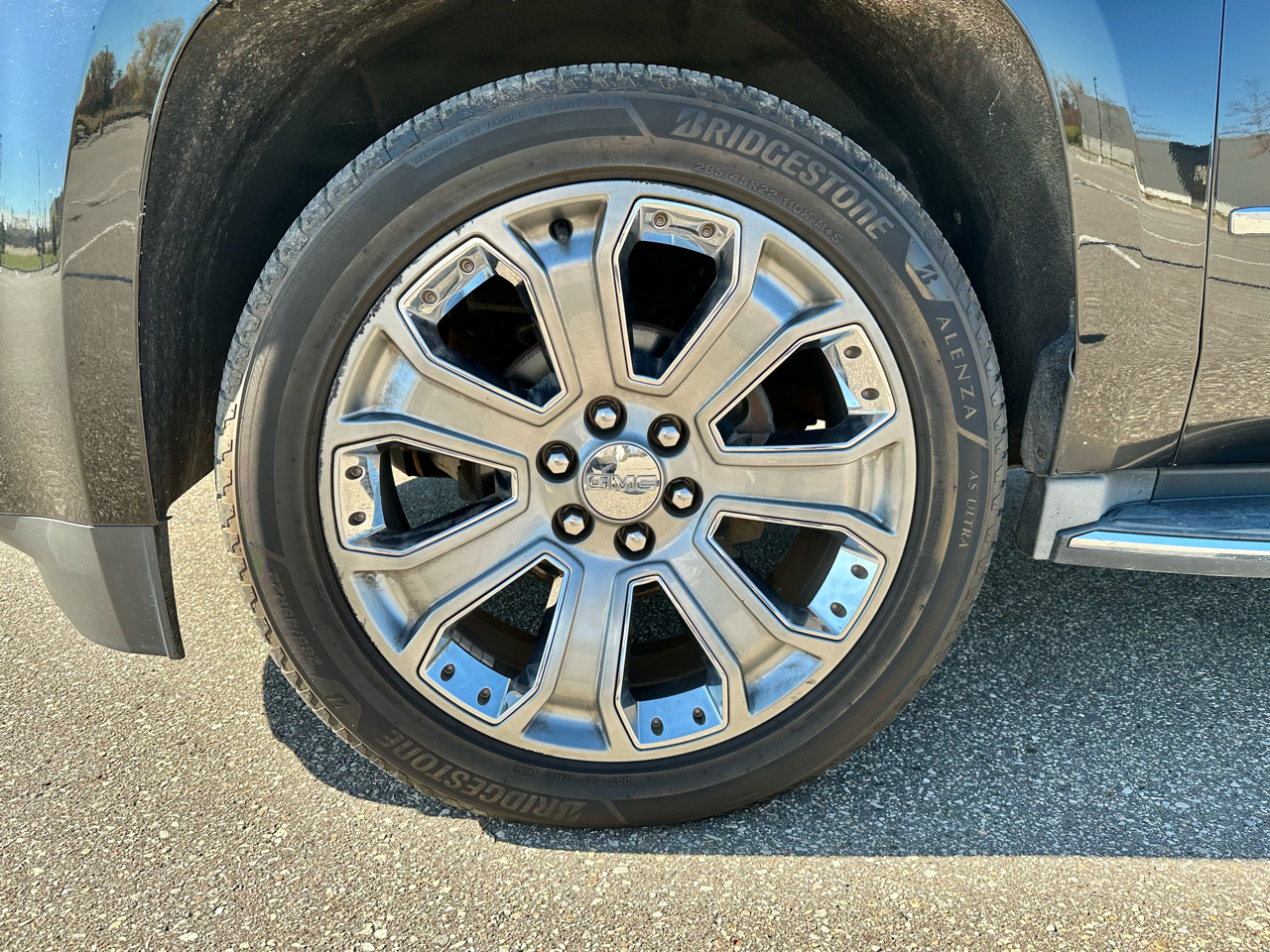GMC Yukon Denali 4WD 2016