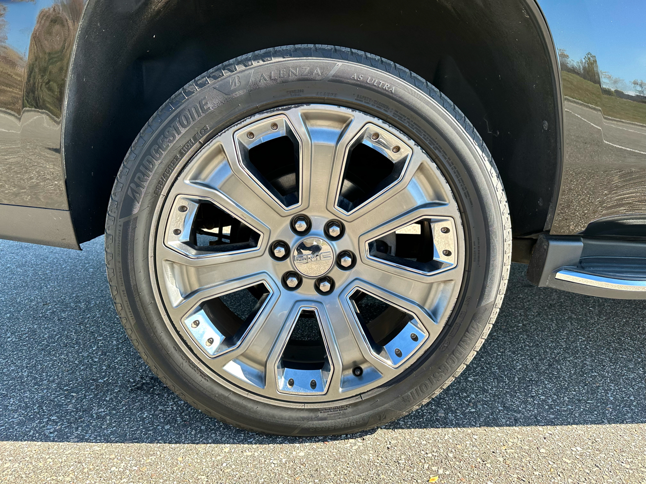 GMC Yukon Denali 4WD 2016