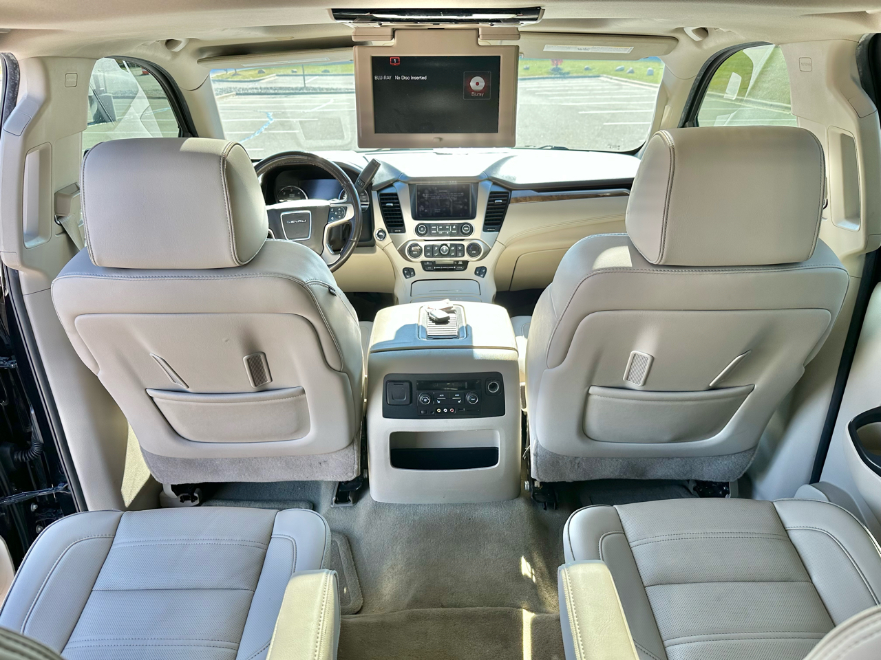 GMC Yukon Denali 4WD 2016