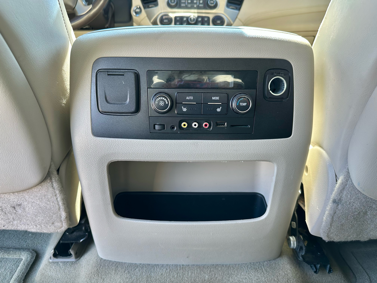 GMC Yukon Denali 4WD 2016
