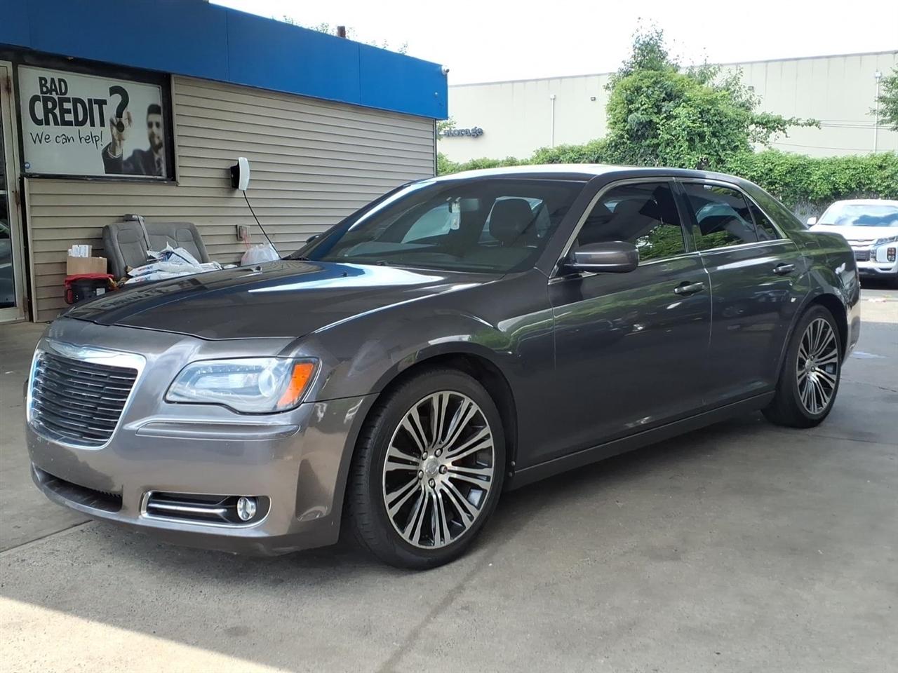 Chrysler 300  2013