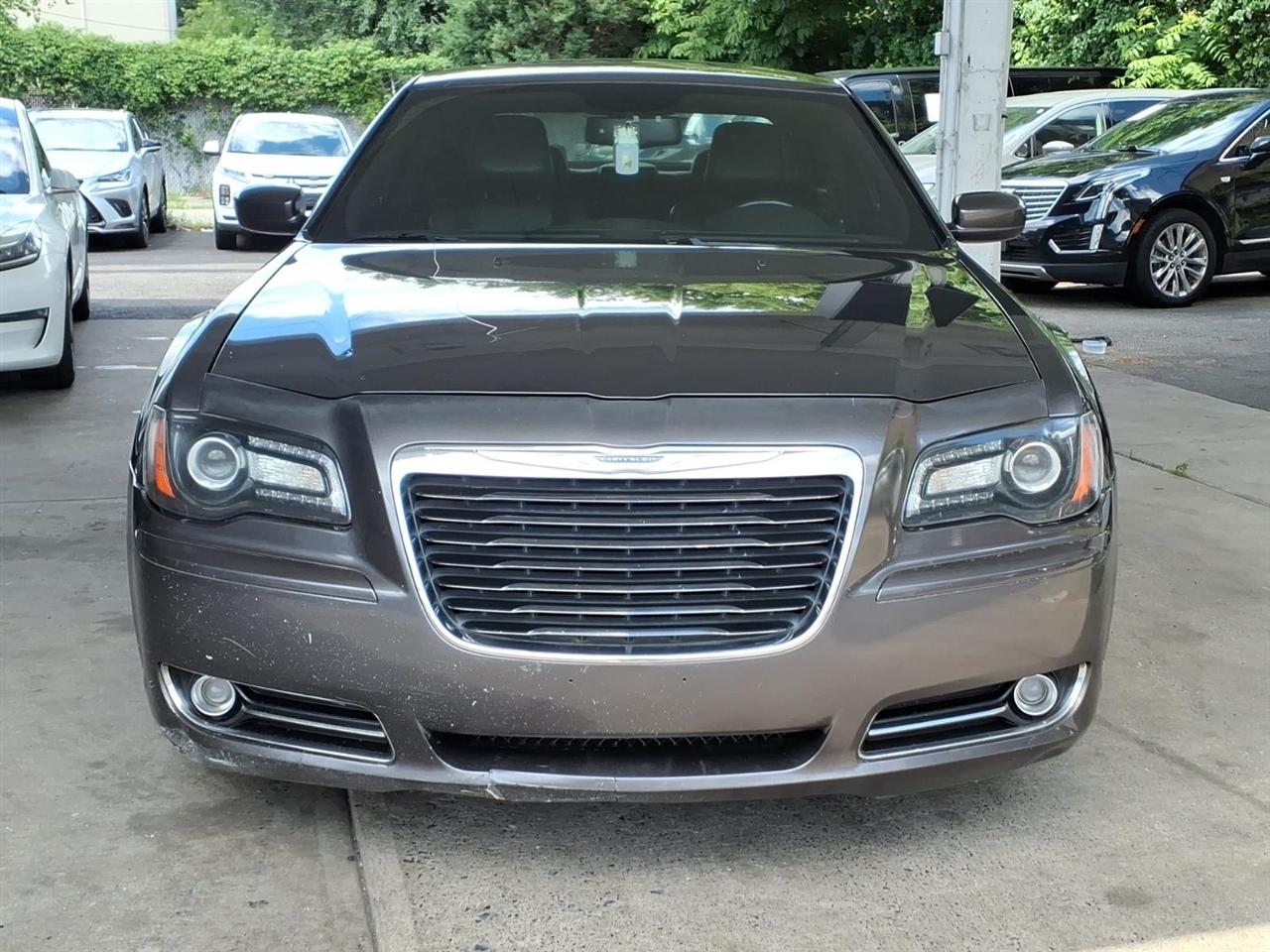 Chrysler 300  2013