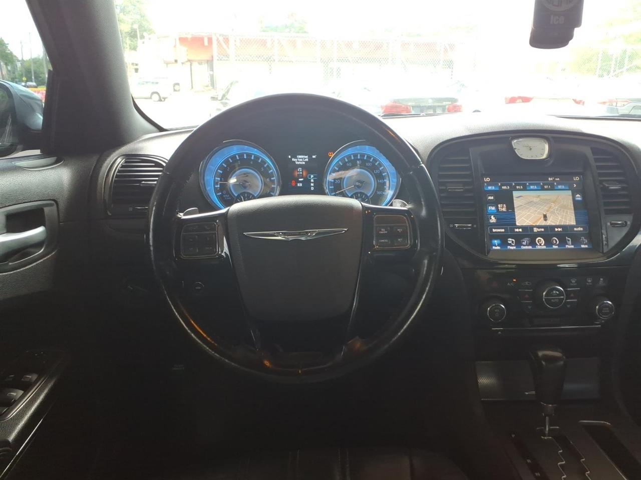 Chrysler 300  2013