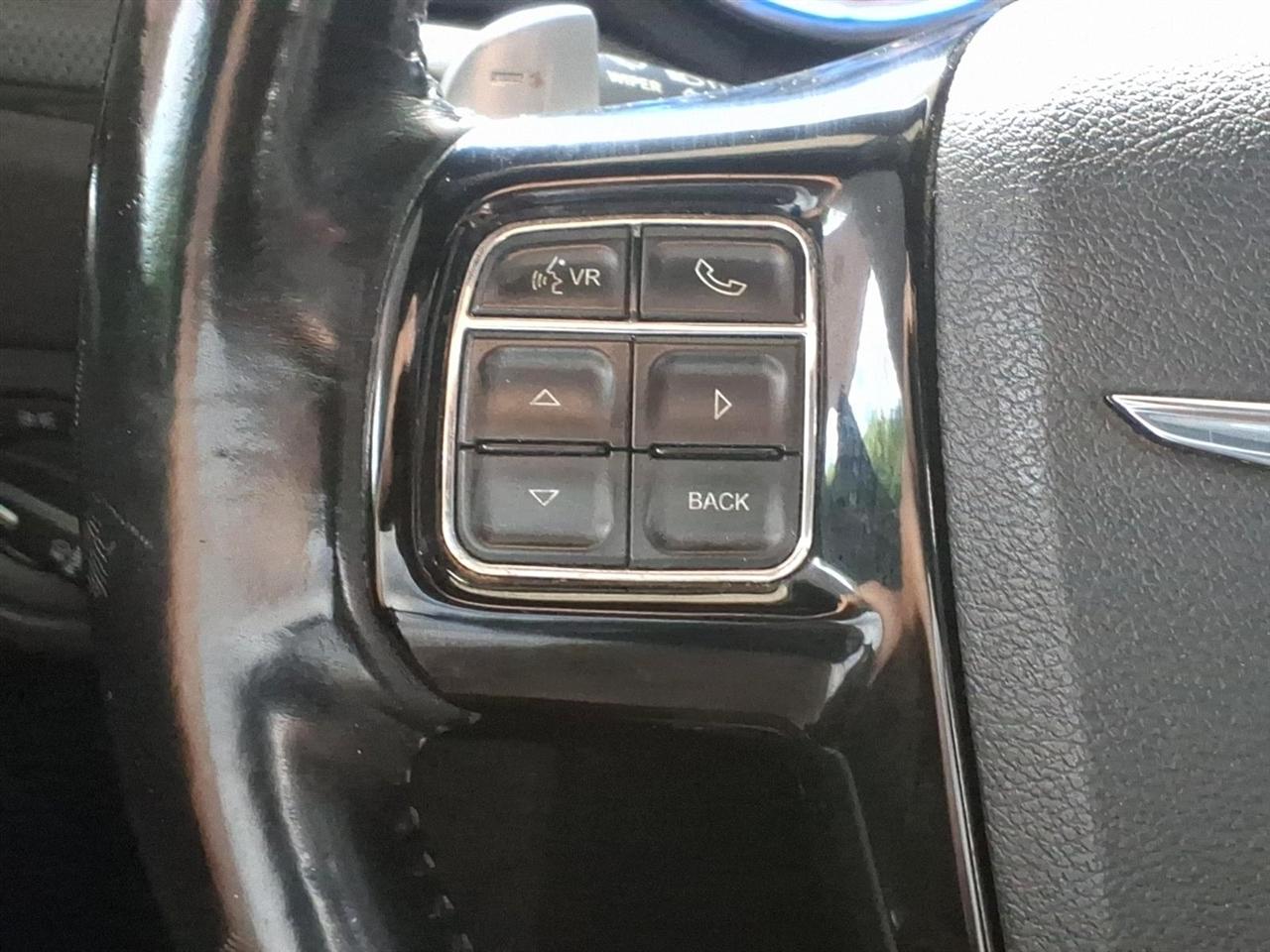 Chrysler 300  2013