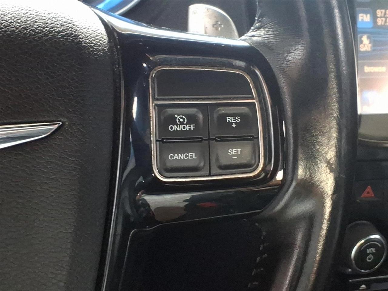 Chrysler 300  2013