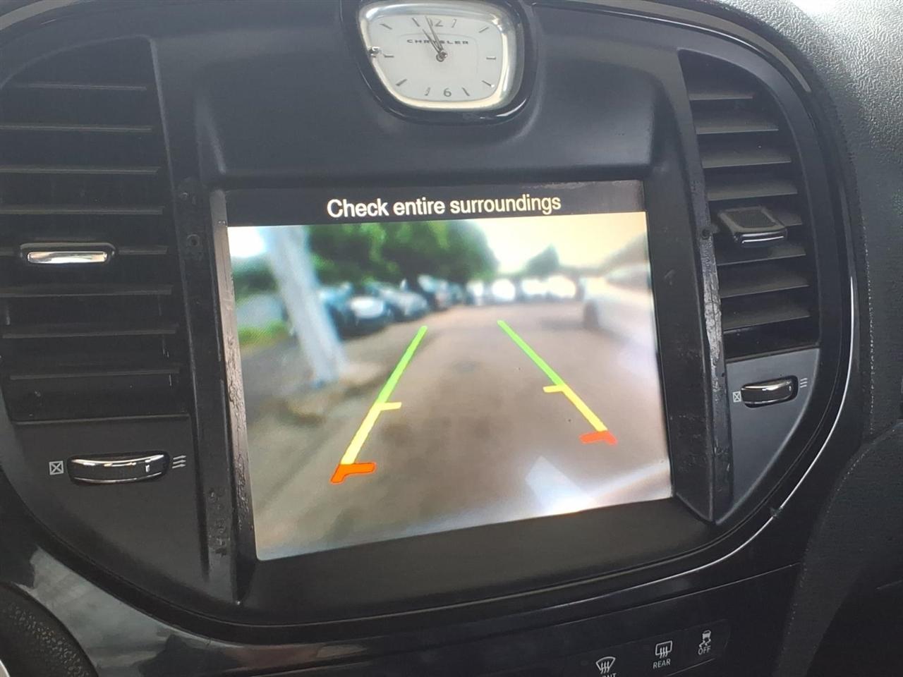 Chrysler 300  2013
