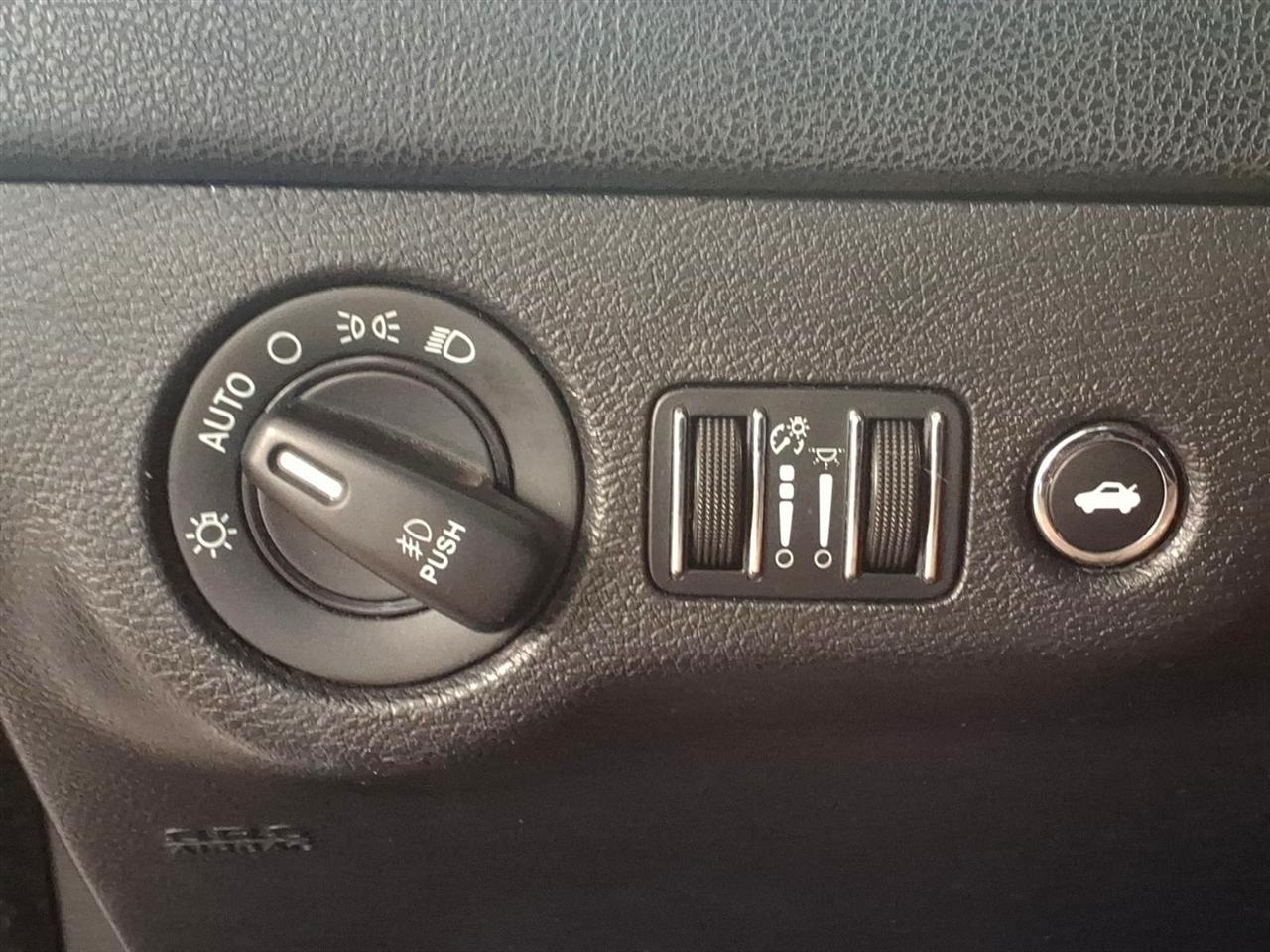 Chrysler 300  2013