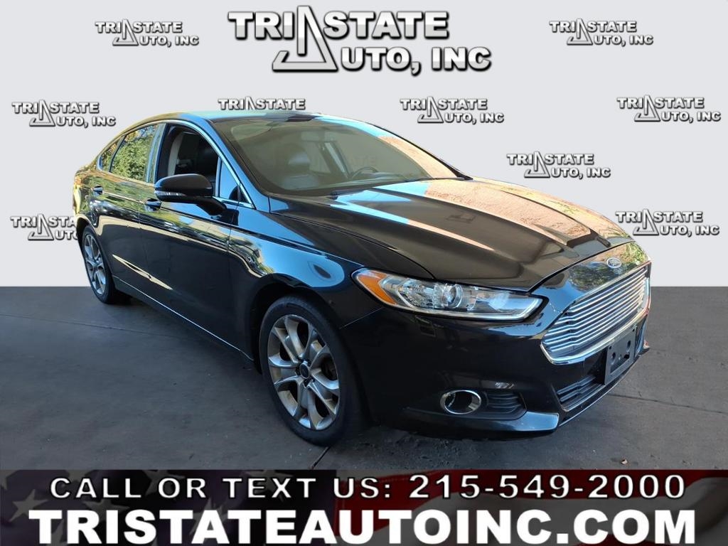 2014 Ford Fusion SE  FWD