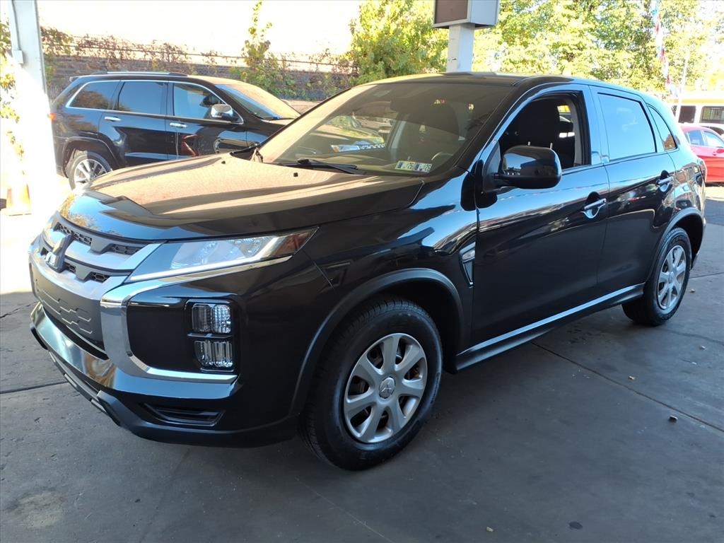 Mitsubishi Outlander Sport  2021