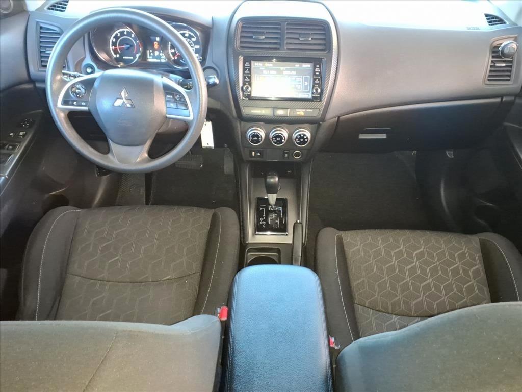 Mitsubishi Outlander Sport  2021