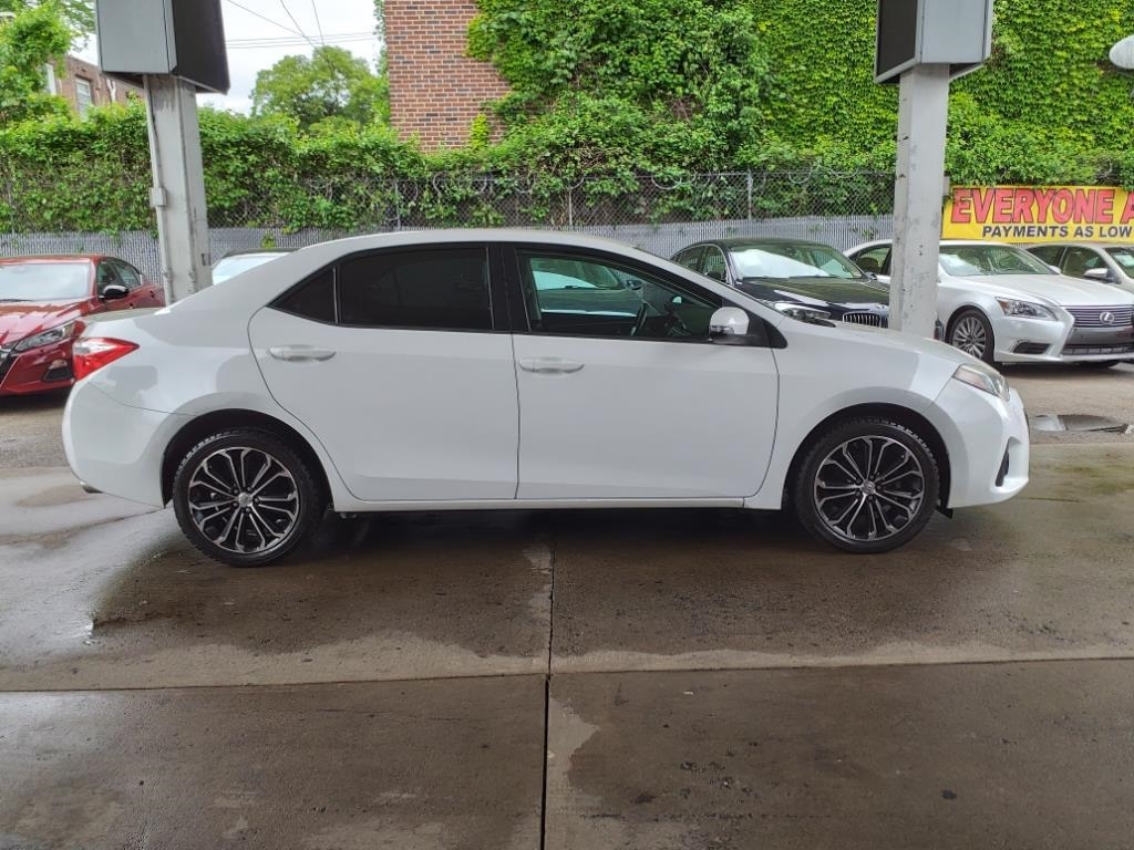 Toyota Corolla  2015 Toyota Corolla  2015