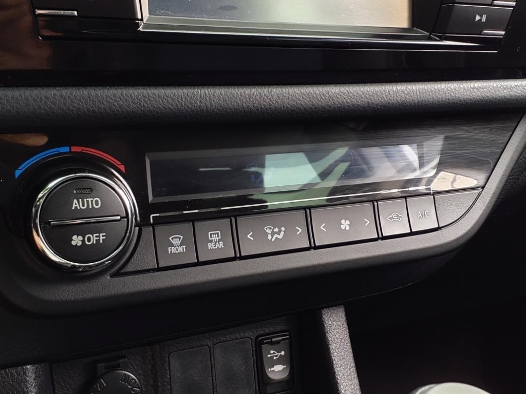 Toyota Corolla  2015 Toyota Corolla  2015