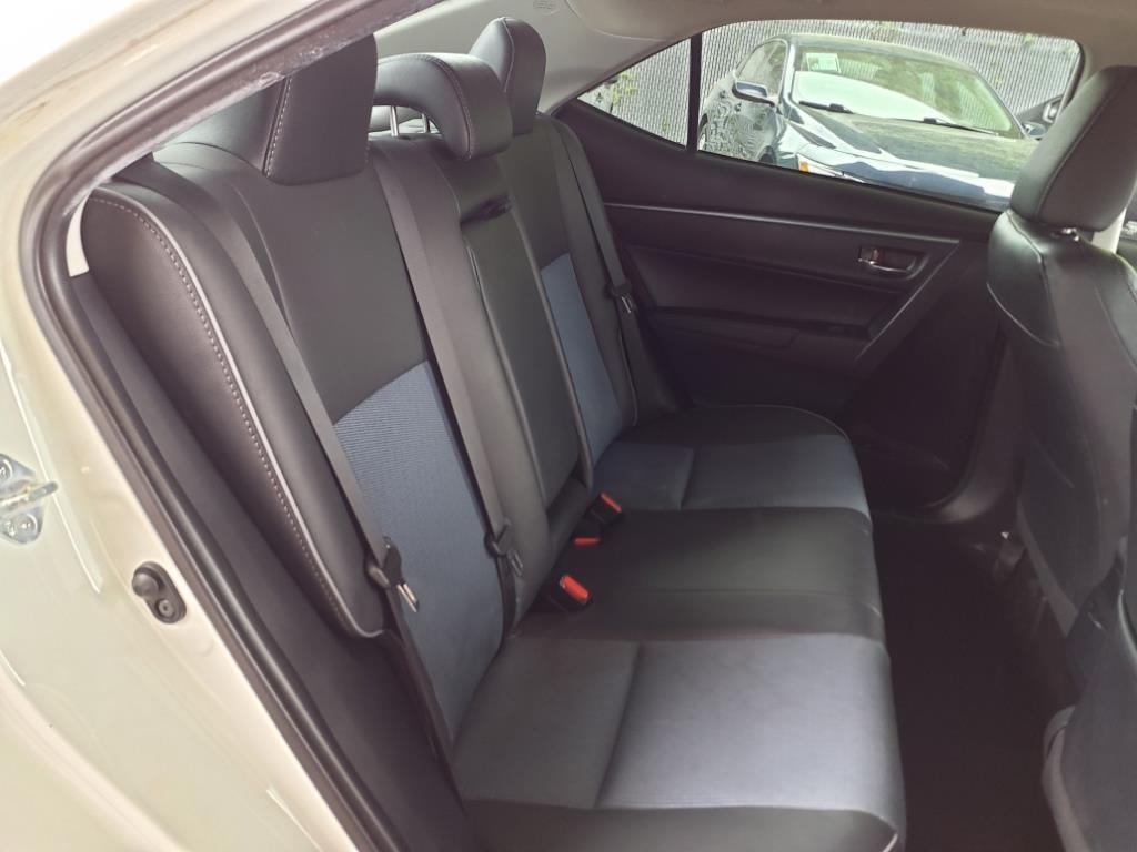 Toyota Corolla  2015