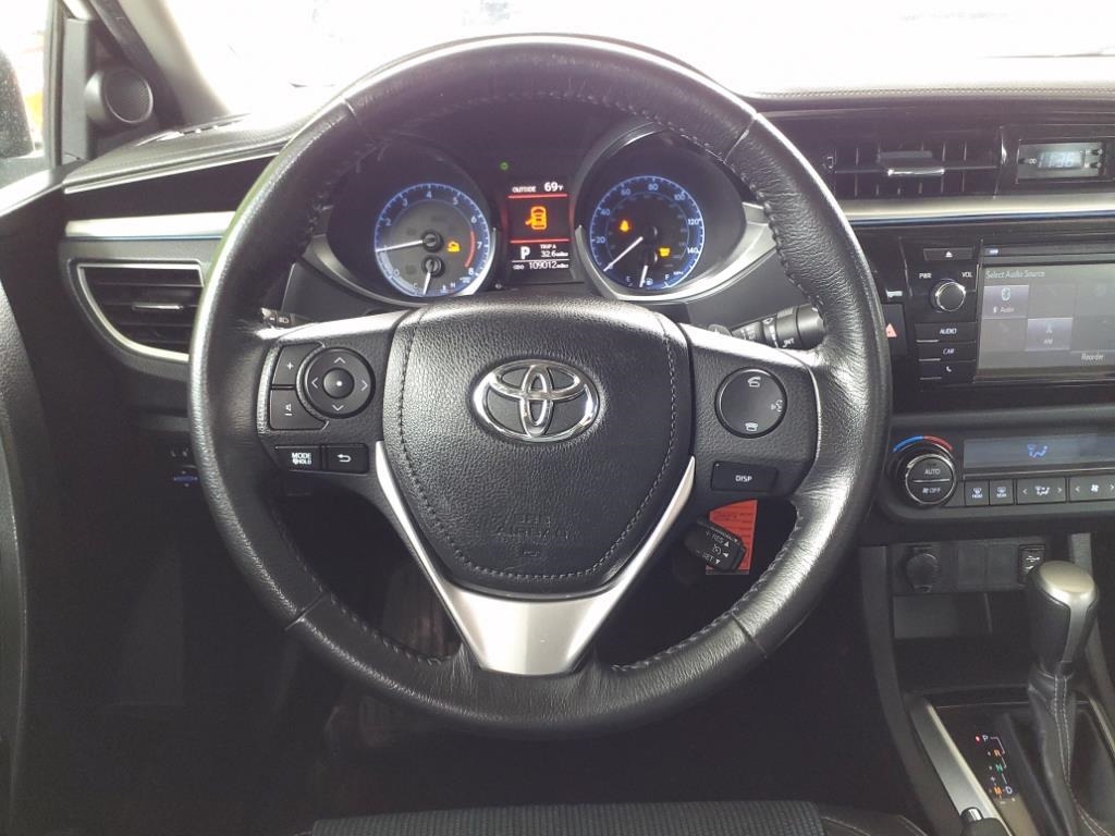 Toyota Corolla  2015