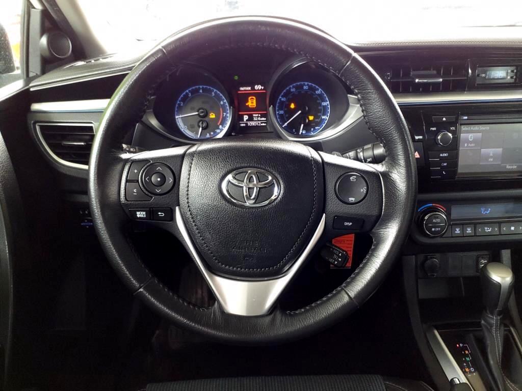 Toyota Corolla  2015