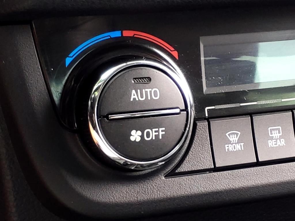 Toyota Corolla  2015