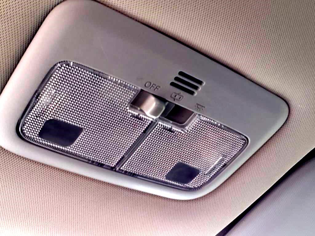 Toyota Corolla  2015