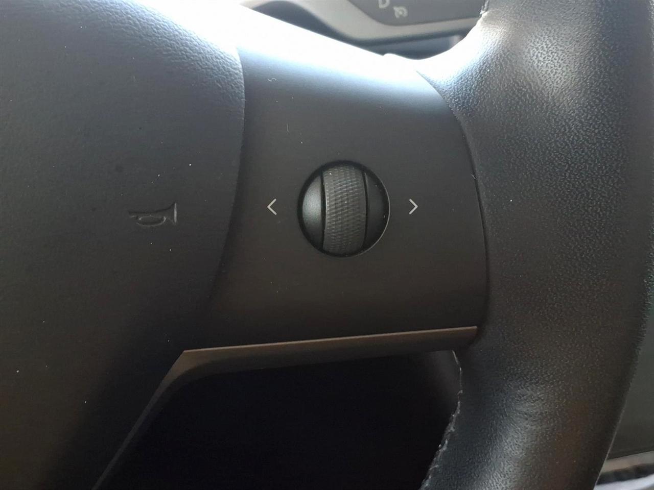Tesla Model 3  2020