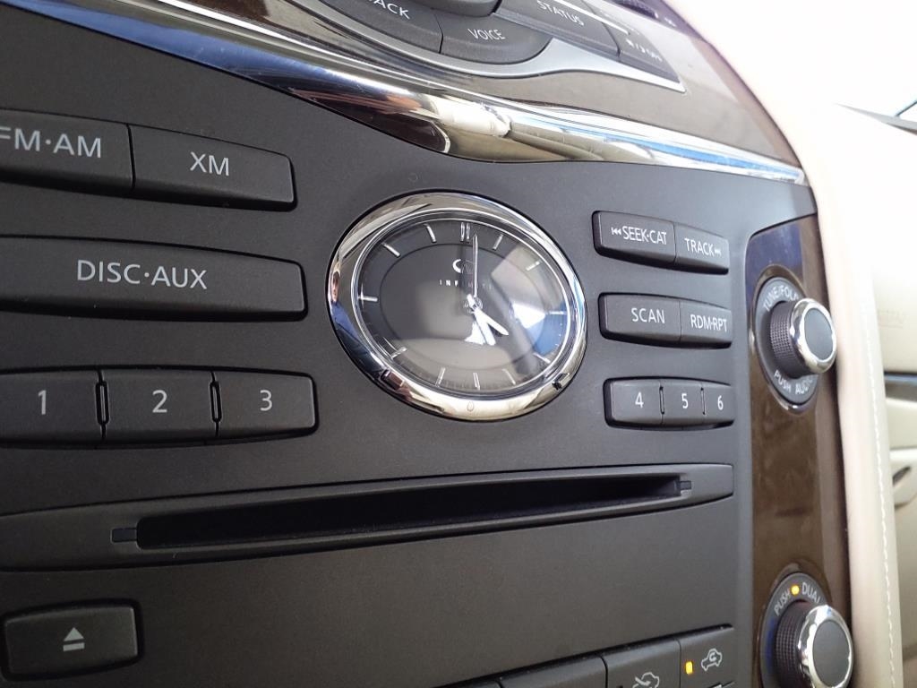 Infiniti QX80  2017 Infiniti QX80  2017