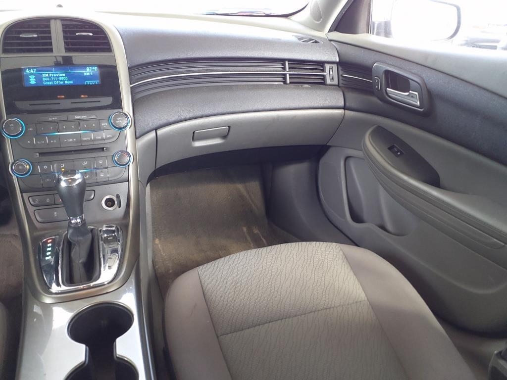 Chevrolet Malibu  2013