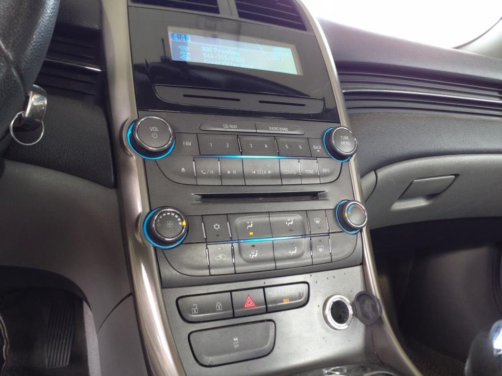 Chevrolet Malibu  2013