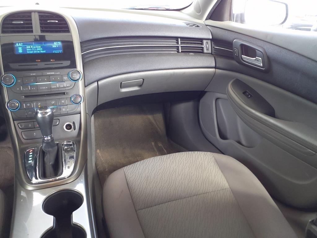 Chevrolet Malibu  2013