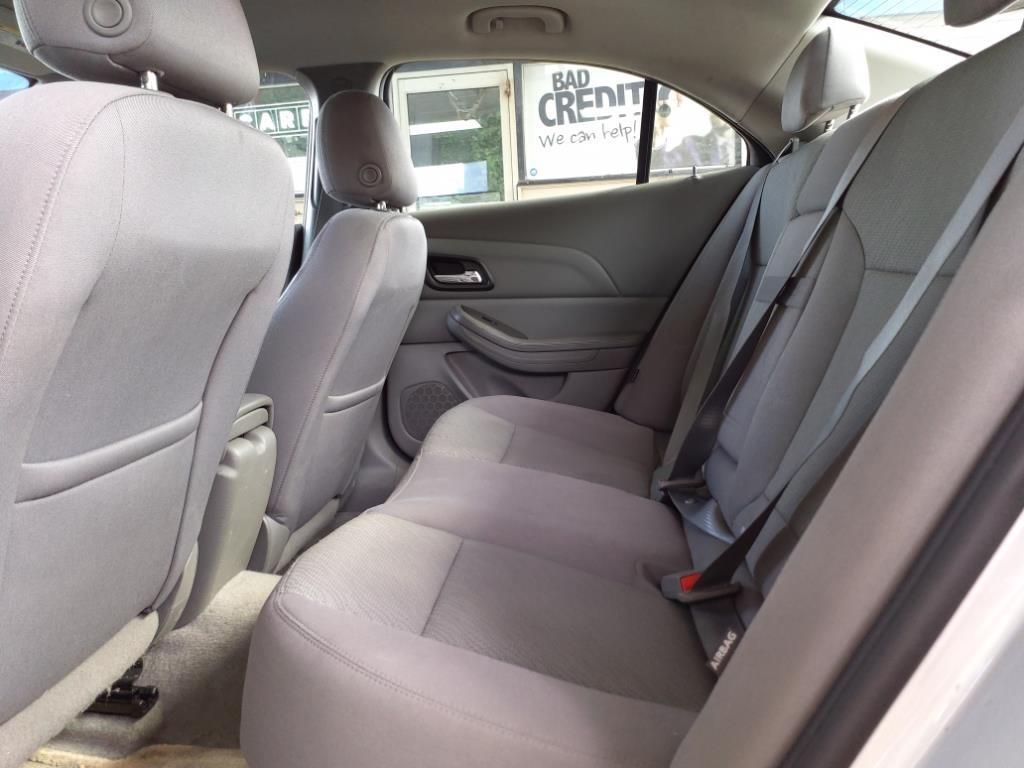 Chevrolet Malibu  2013
