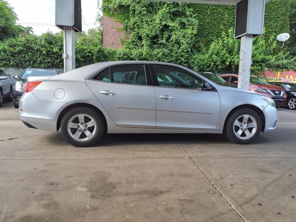 Chevrolet Malibu  2013