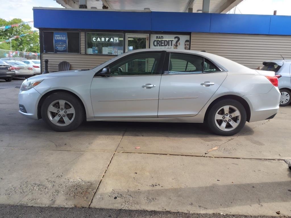 Chevrolet Malibu  2013