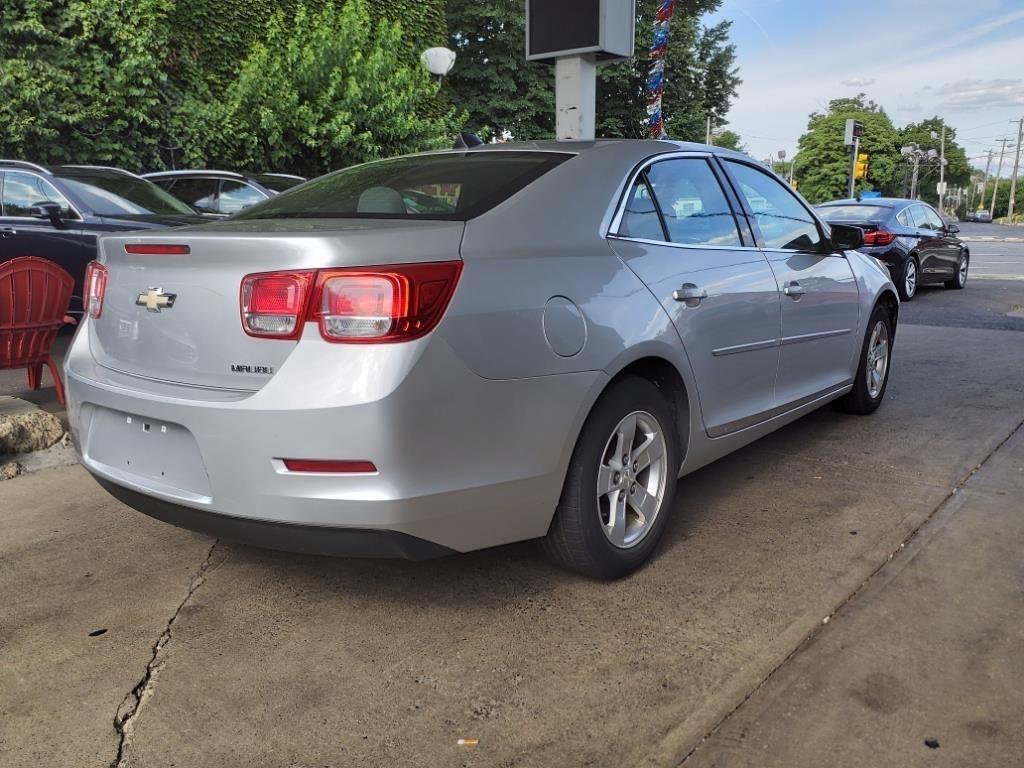 Chevrolet Malibu  2013