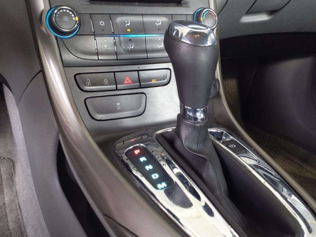 Chevrolet Malibu  2013