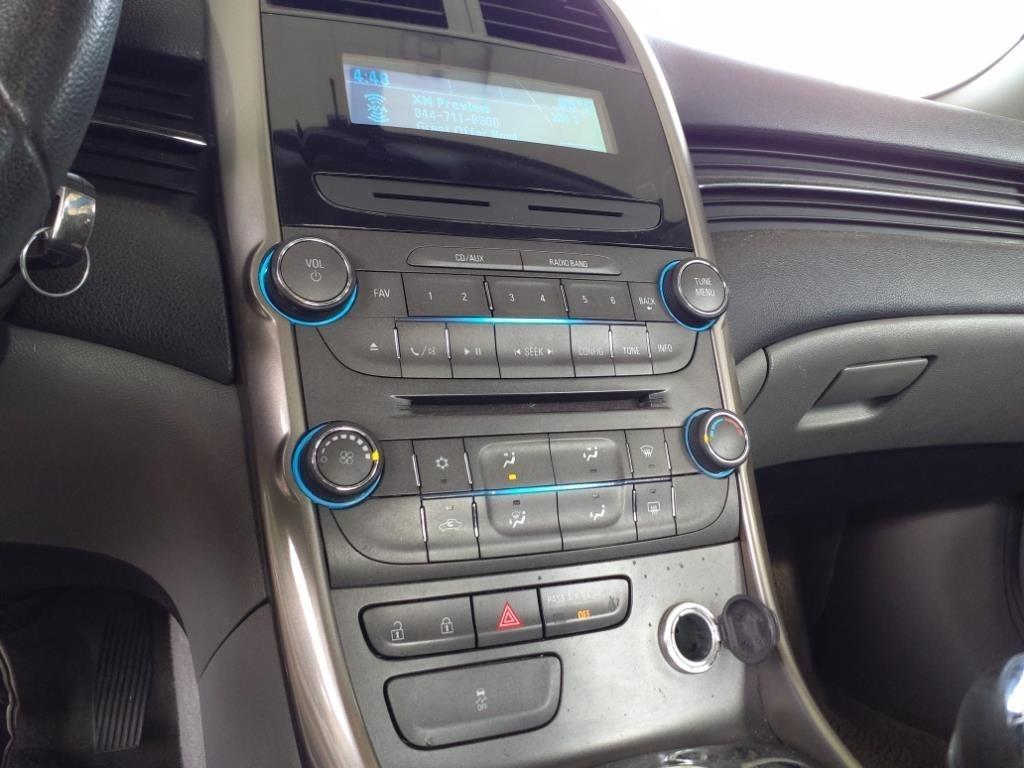 Chevrolet Malibu  2013