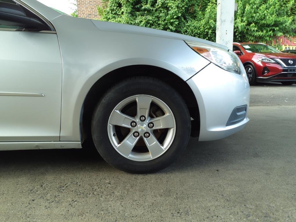 Chevrolet Malibu  2013
